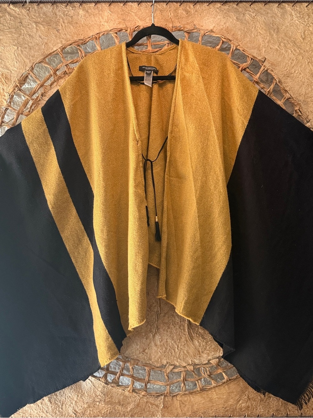Marc New York Andrew Marc Mustard Black Colorblock Poncho Cape OS